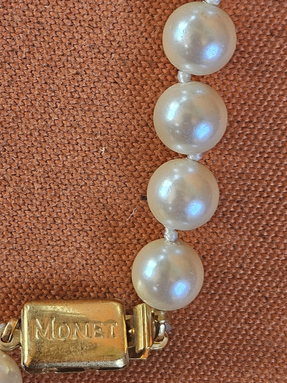 Monet Faux Pearl Necklace Cream Off White - Picture 3 of 3